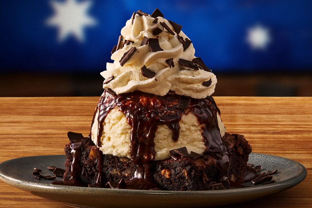 Indulgent CHOCOLATE THUNDER FROM DOWN UNDER - the perfect sweet ending to your Outback meal