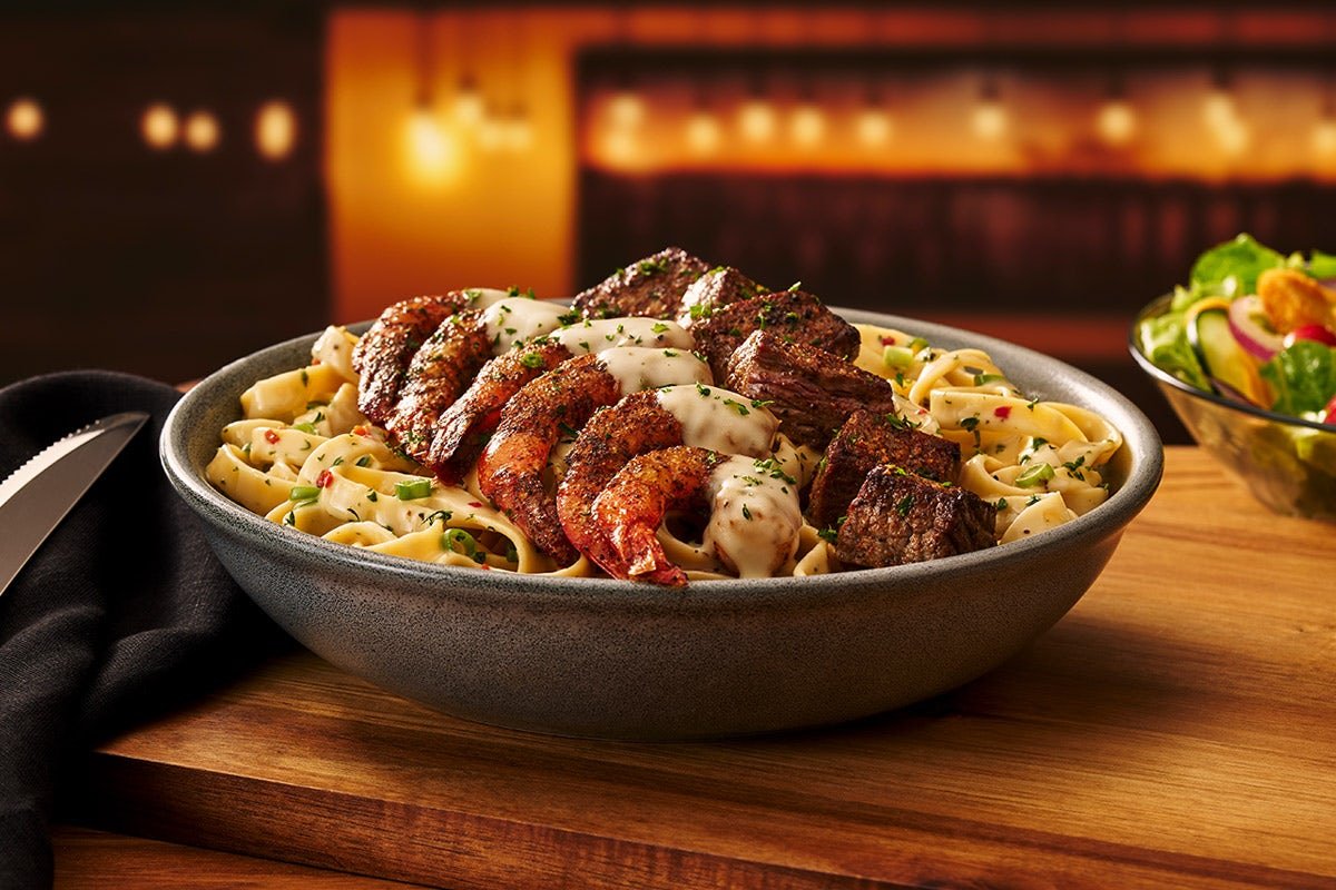 Experience the taste of KINGSLAND PASTA with Outback signature seasoning